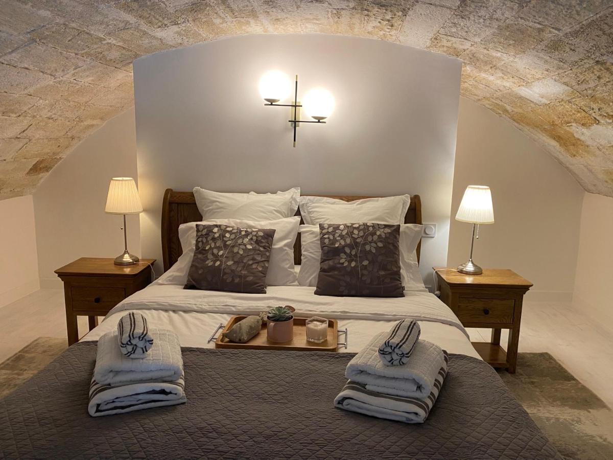 Avec Piscine Privée Dans Résidence Pour 6 Personnes Appartement Uzès