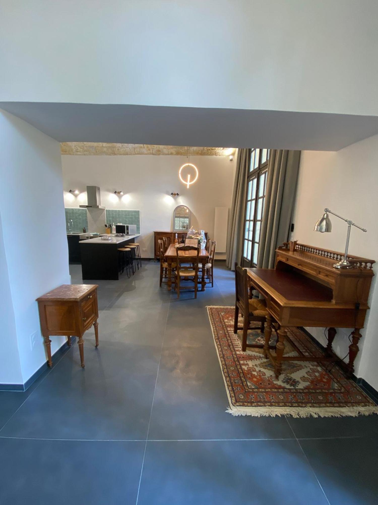 Avec Piscine Privee Dans Pour 6 Personnes Apartment Uzes
