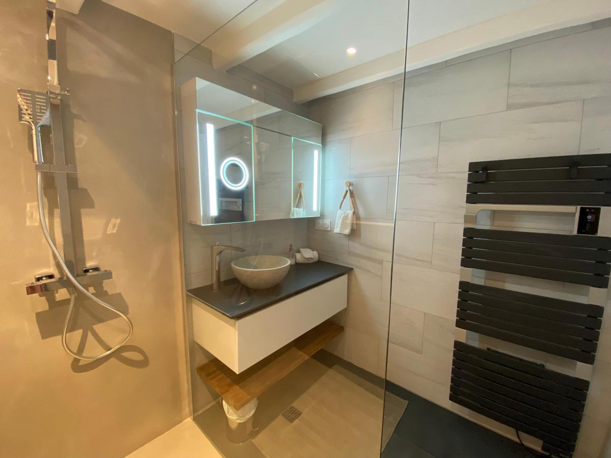 Avec Piscine Privée Dans Résidence Pour 6 Personnes