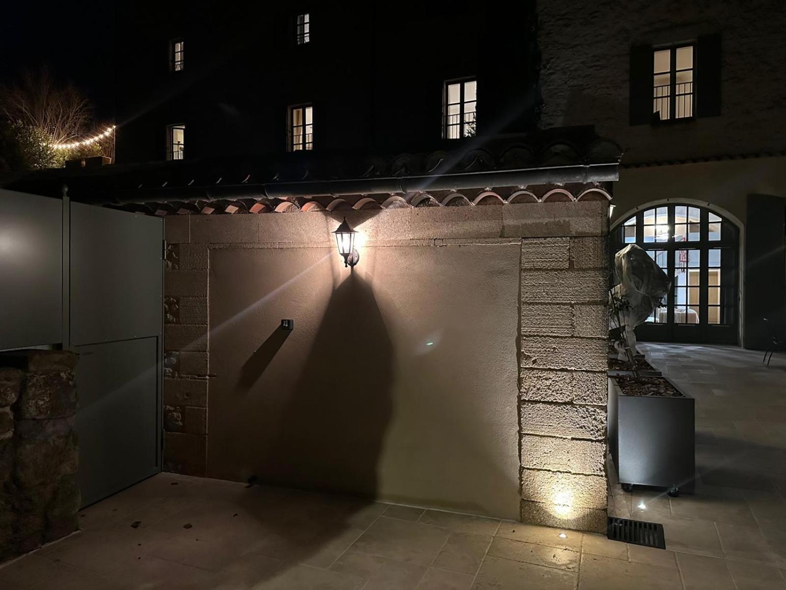 Appartement Avec Piscine Privée Dans Résidence Pour 6 Personnes